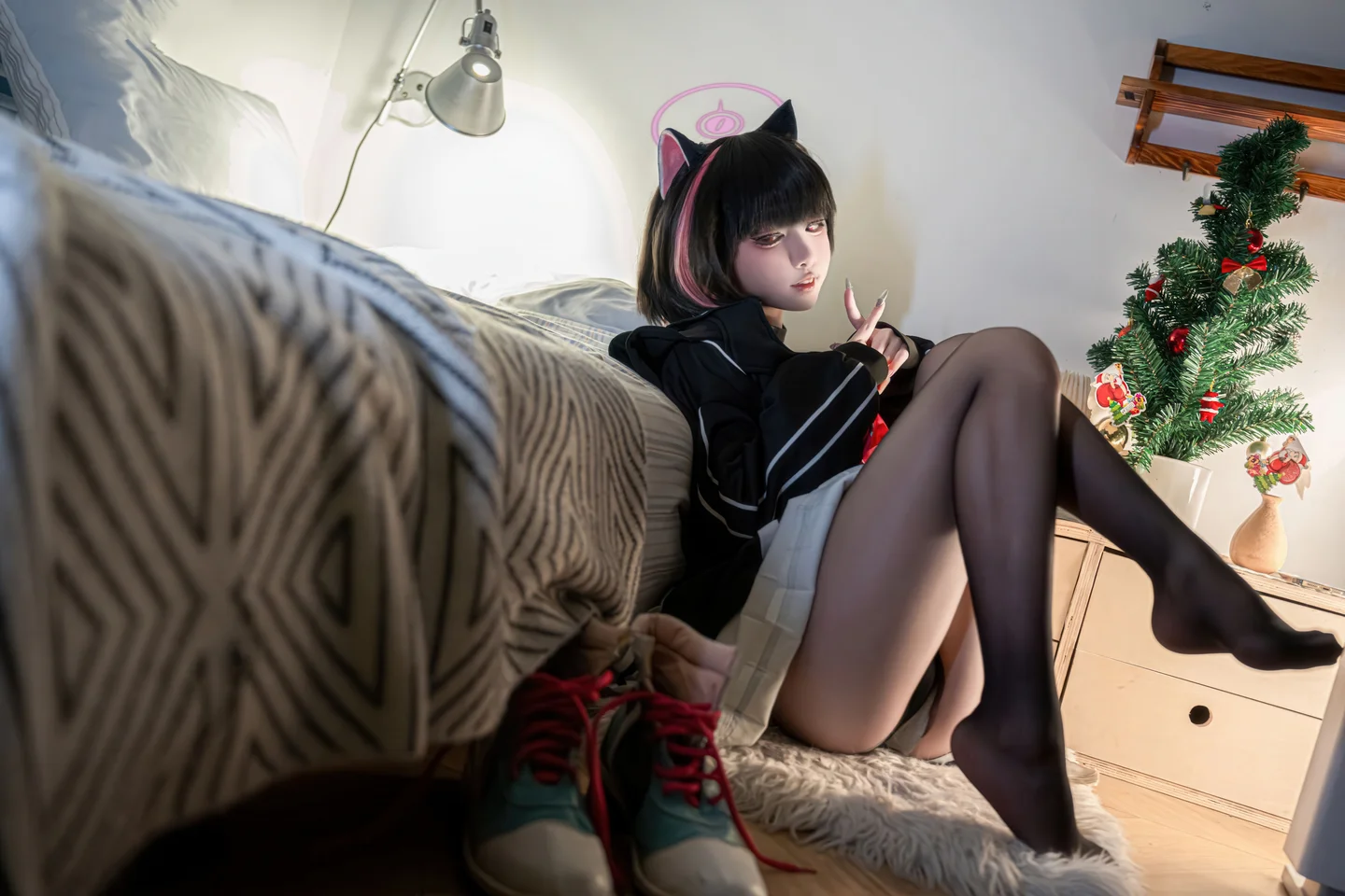 纸悦Etsu_ko_No_021_蔚蓝档案·杏山和纱_55P_310MB tg@simisebaisi 【丝足阁】010.webp